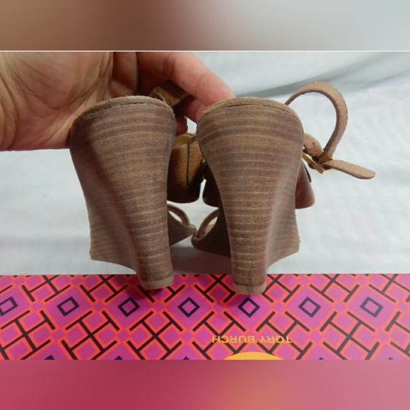 Tory Burch Designer Amanda Wedge Tan Sandals Wedge Sz 8.5 - Picture 5 of 6